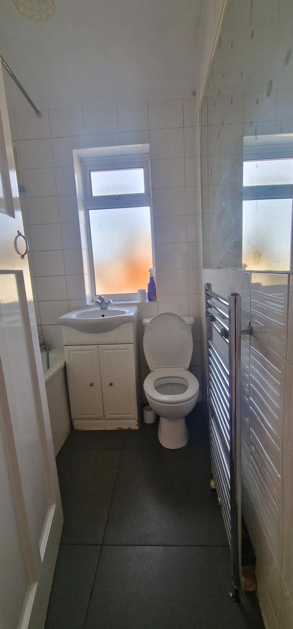 Ritz Place 3 Northolt  Екстер'єр фото