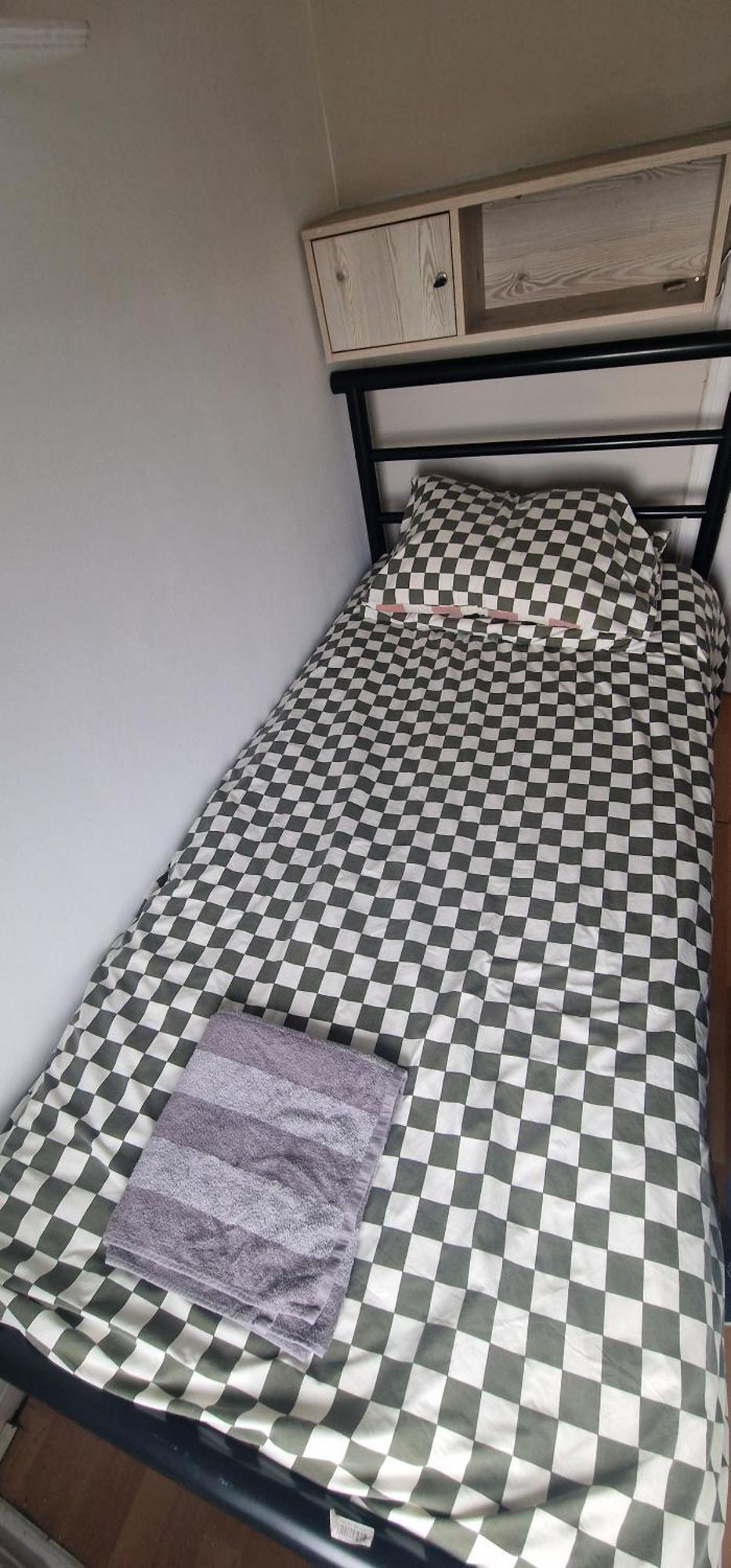 Ritz Place 3 Northolt  Екстер'єр фото